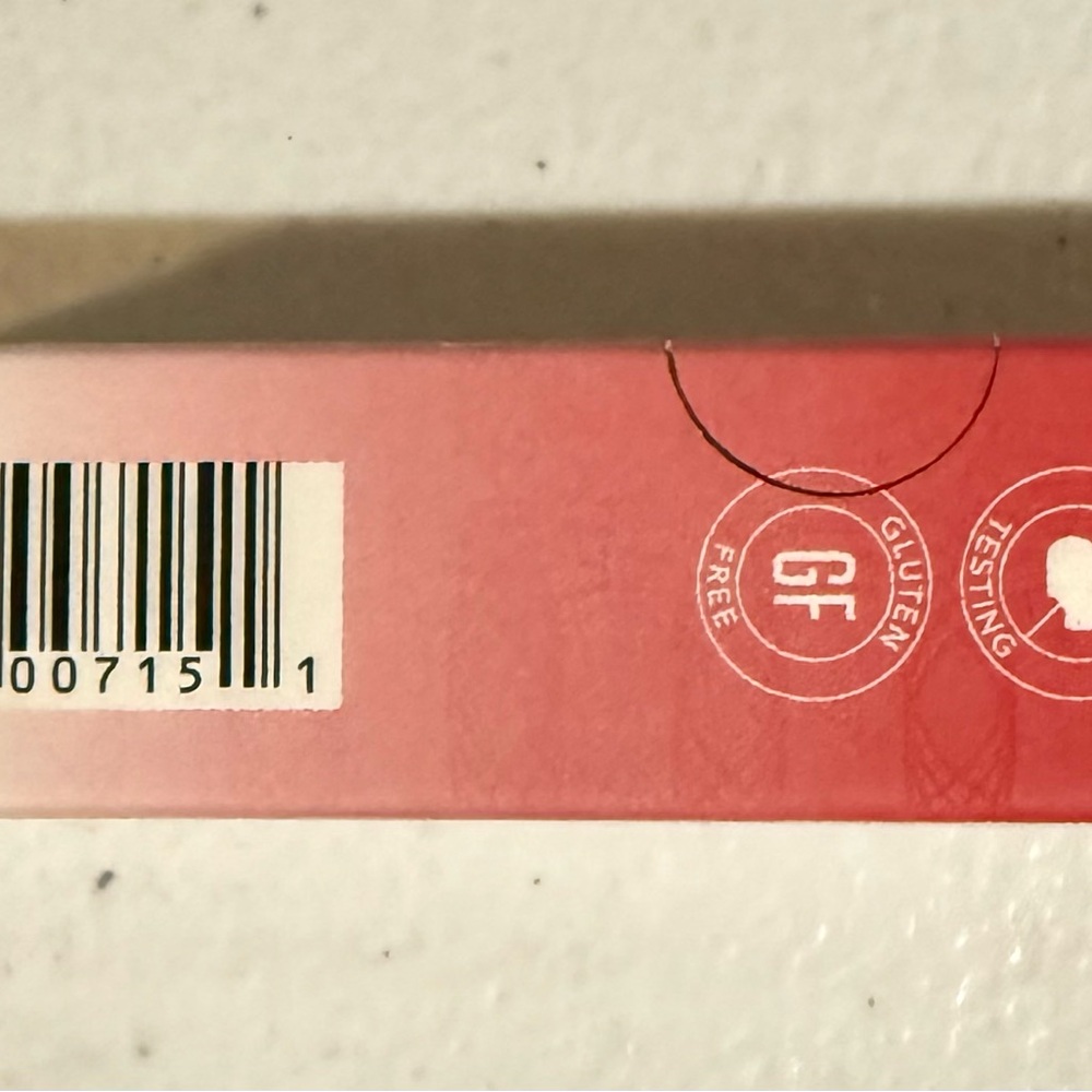Perfecting Concealer - Red - Picture 3 of 4